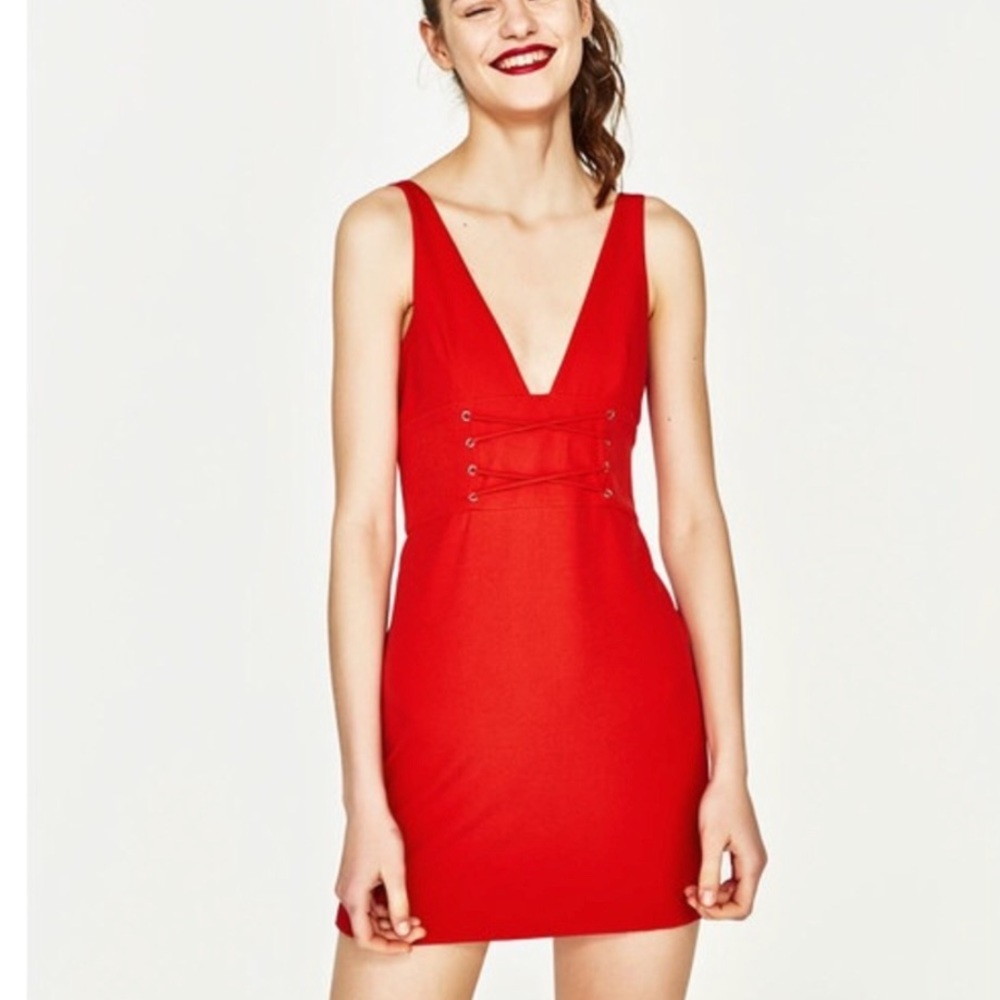 🥥NWT Holiday Zara Red Criss cross dress